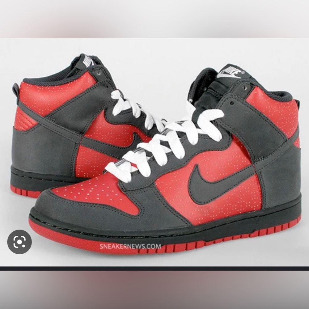 Nike Anthracite Dunk High Ultraman 2009